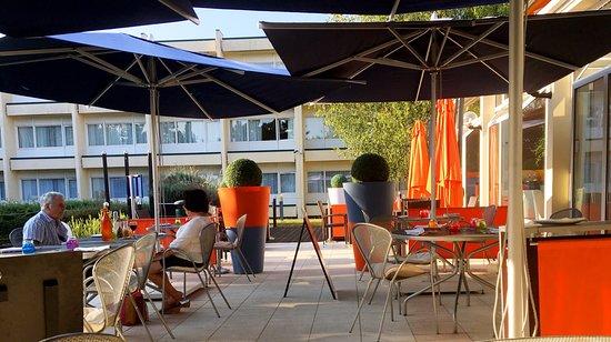 Novotel Cafe